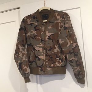 Camo bomber jacket